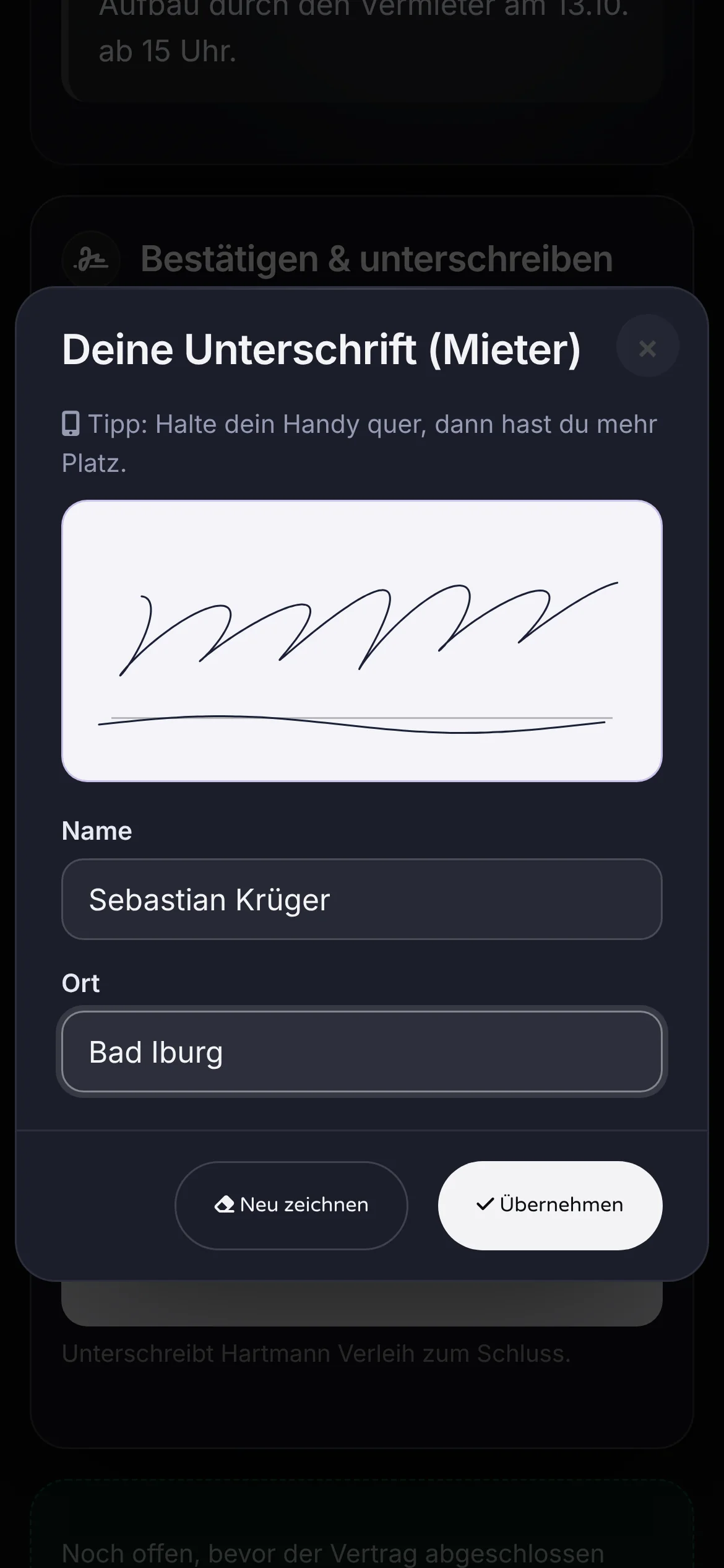 Ein Mieter unterschreibt den Mietvertrag von MietPlaner auf dem Handy